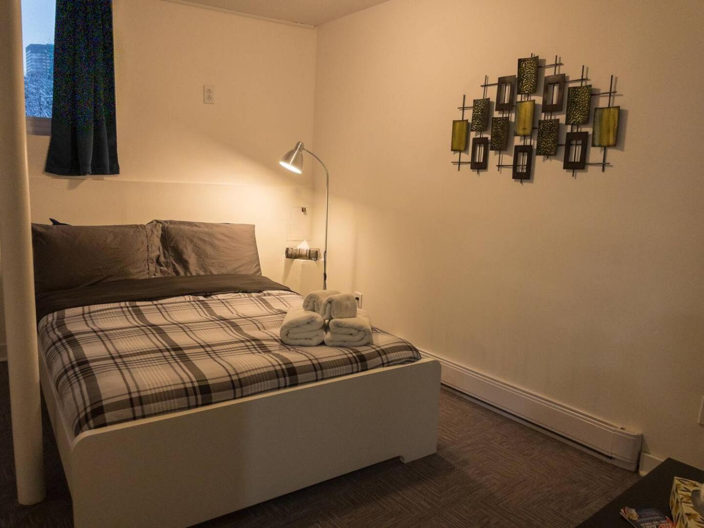 Heart Of Mtr For Memerable Experiance 2 Backyard 7Minmetro Fully Renovated & Equipped 몬트리올 외부 사진